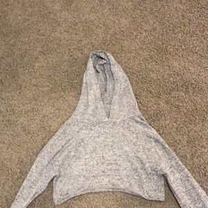 Long sleeve crop top